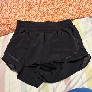 Lululemon black hotty hots